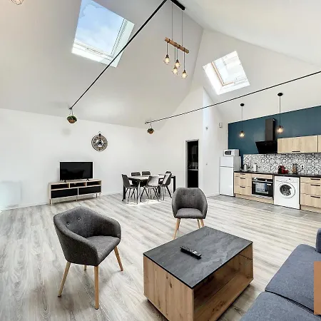 Apartment Le Loft Climatise - 6 Personnes - Entree Autonome *