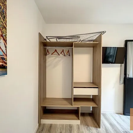 Apartment Le Loft Climatise - 6 Personnes - Entree Autonome